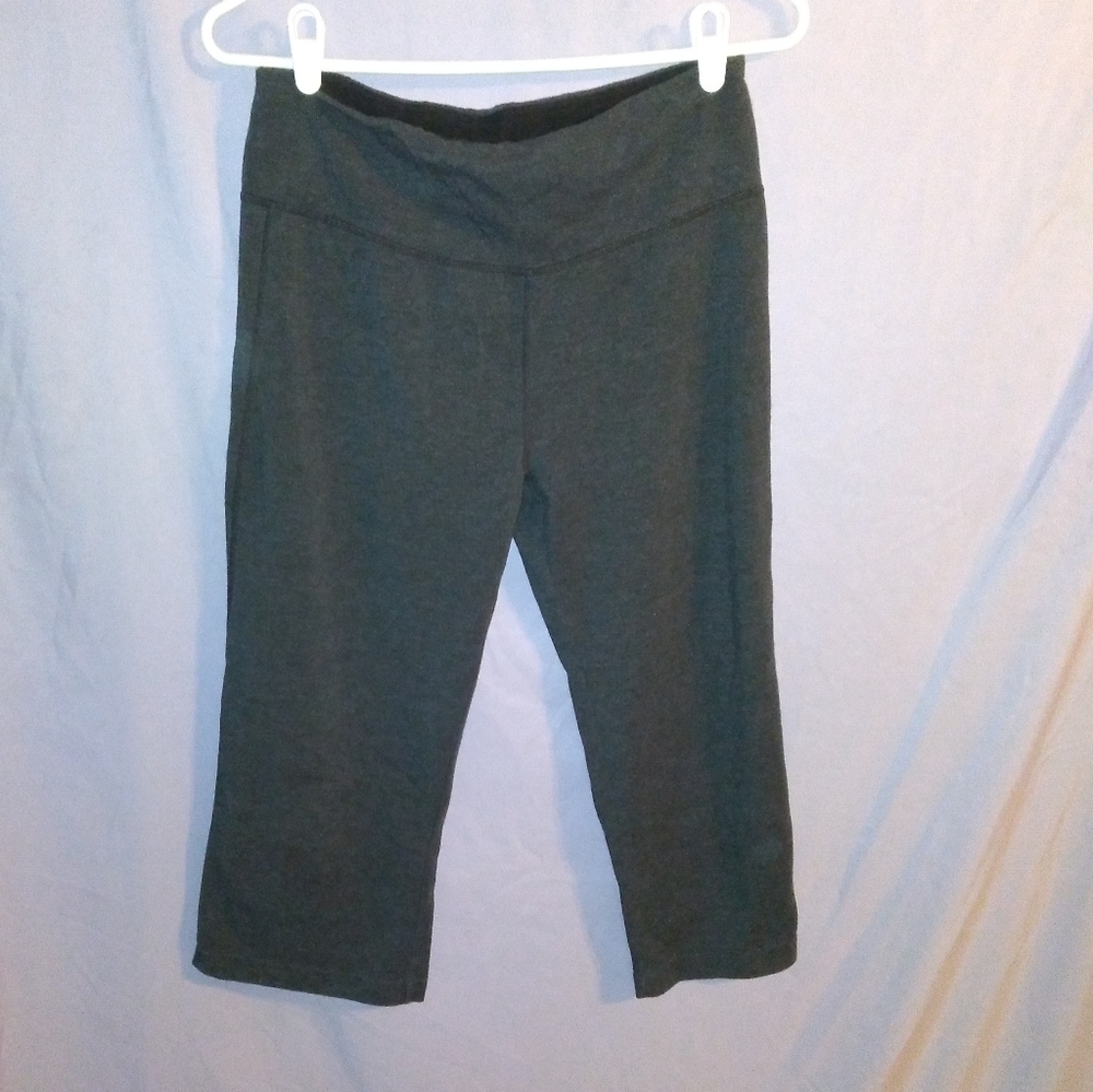 Ladies Large Capri Leggings